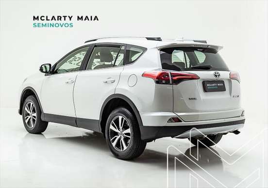 TOYOTA-RAV4-2018