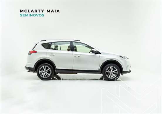 TOYOTA-RAV4-2018
