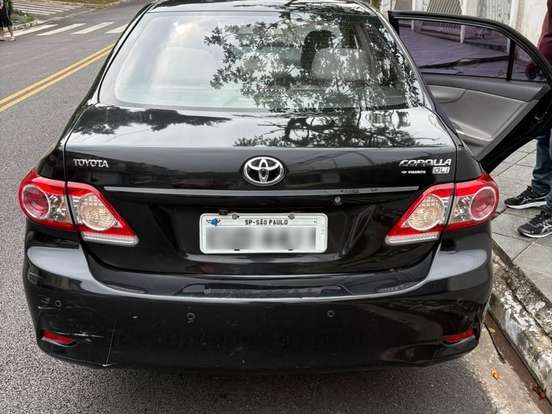 TOYOTA-COROLLA-1.8 GLI 16V FLEX 4P AUTOMÁTICO TOYOTA-COROLLA-2011