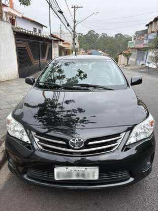 TOYOTA-COROLLA-2011