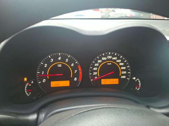 TOYOTA-COROLLA-1.8 GLI 16V FLEX 4P AUTOMÁTICO TOYOTA-COROLLA-2011