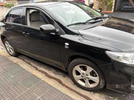 TOYOTA-COROLLA-1.8 GLI 16V FLEX 4P AUTOMÁTICO TOYOTA-COROLLA-2011