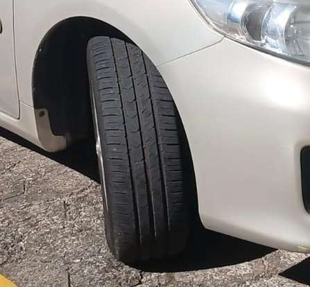 TOYOTA-COROLLA-2011