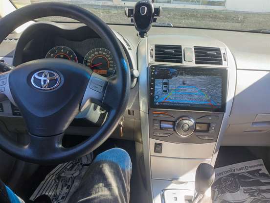 TOYOTA-COROLLA-2011