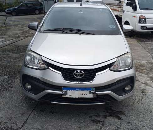 TOYOTA-ETIOS-2017