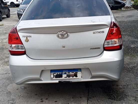 TOYOTA-ETIOS-1.5 PLATINUM SEDAN 16V FLEX 4P AUTOMÁTICO TOYOTA-ETIOS-2017