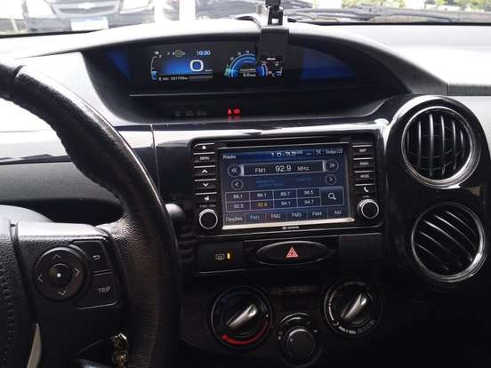 TOYOTA-ETIOS-1.5 PLATINUM SEDAN 16V FLEX 4P AUTOMÁTICO TOYOTA-ETIOS-2017