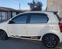 TOYOTA ETIOS 1.5 XLS 16V FLEX 4P MANUAL TOYOTA ETIOS 1.5 XLS 16V FLEX 4P MANUAL