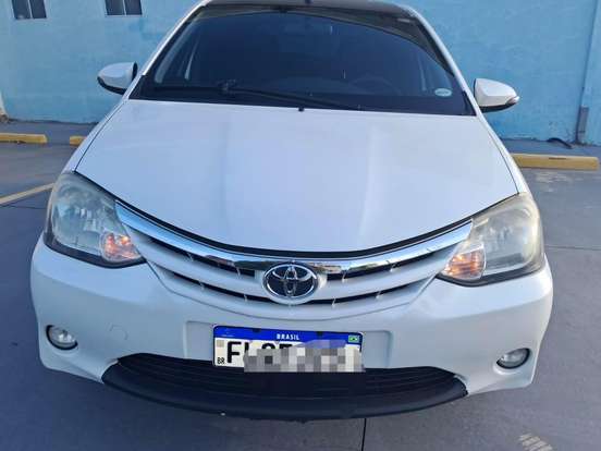 TOYOTA-ETIOS-1.5 XLS 16V FLEX 4P MANUAL TOYOTA-ETIOS-2014