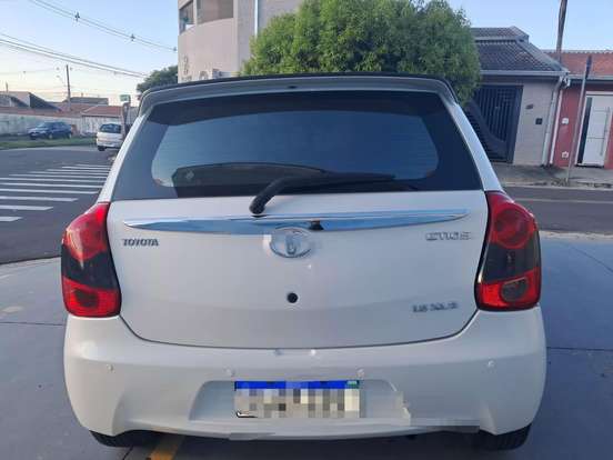 TOYOTA-ETIOS-2014