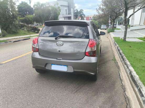 TOYOTA-ETIOS-1.5 X PLUS 16V FLEX 4P AUTOMÁTICO TOYOTA-ETIOS-2019