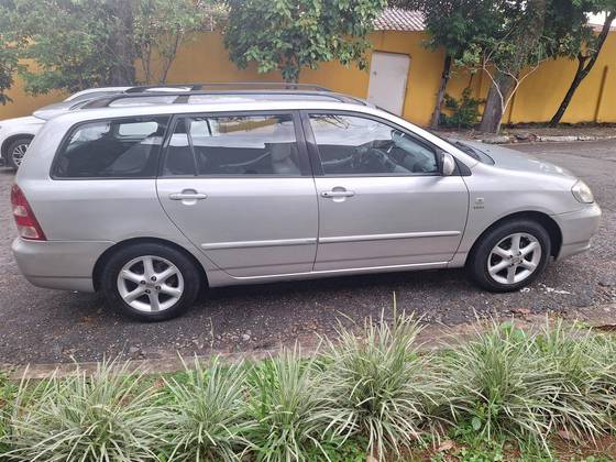 TOYOTA FIELDER 1.8 16V GASOLINA 4P AUTOMÁTICO