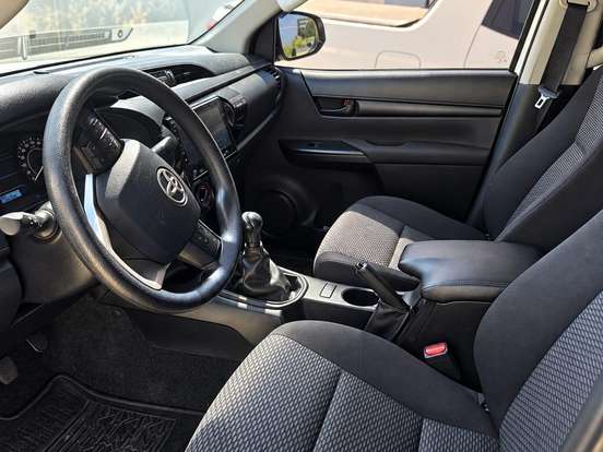 TOYOTA-HILUX-2.8 NARROW 4X4 CD 16V DIESEL 4P MANUAL TOYOTA-HILUX-2020