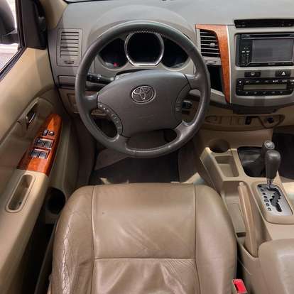 TOYOTA-HILUX SW4-2008
