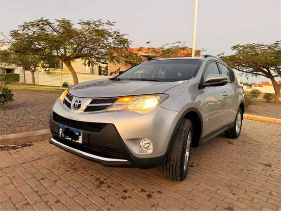 TOYOTA-RAV4-2013