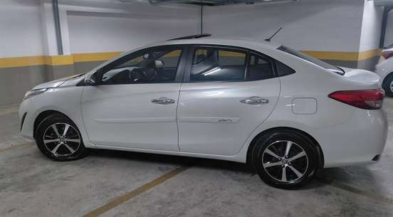 TOYOTA-YARIS-1.5 16V FLEX SEDAN XLS MULTIDRIVE TOYOTA-YARIS-2018
