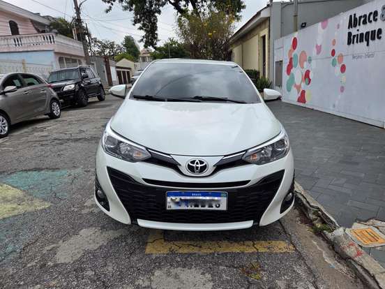 TOYOTA-YARIS-1.5 16V FLEX XLS MULTIDRIVE TOYOTA-YARIS-2019