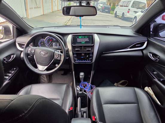 TOYOTA-YARIS-2019