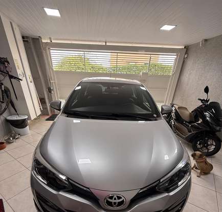 TOYOTA-YARIS-2021