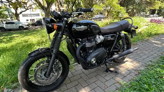 TRIUMPH-BONNEVILLE T120 BLACK 1200-2020