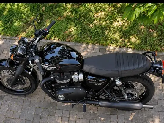 TRIUMPH-BONNEVILLE T120 BLACK 1200 TRIUMPH-BONNEVILLE T120 BLACK 1200-2020