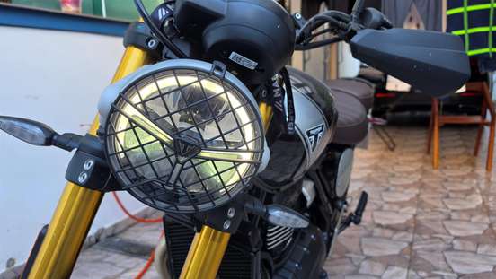 TRIUMPH-SCRAMBLER 400 X-2025