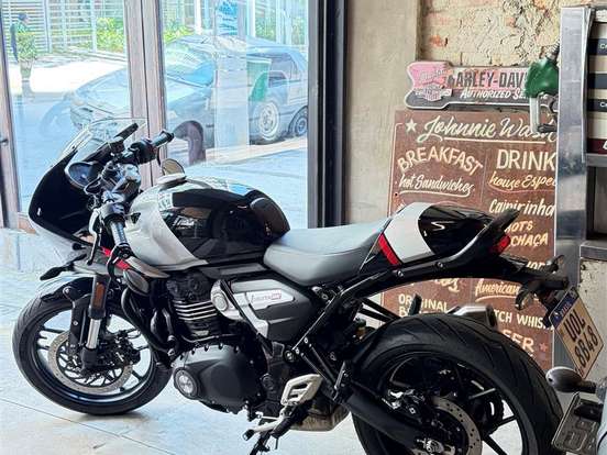 TRIUMPH-THRUXTON 400 TRIUMPH-THRUXTON 400-2026