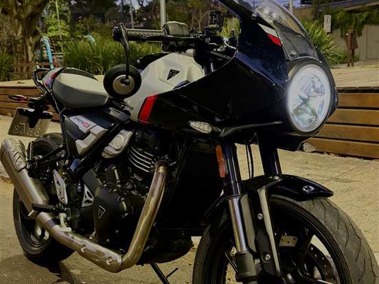 TRIUMPH-THRUXTON 400 TRIUMPH-THRUXTON 400-2026