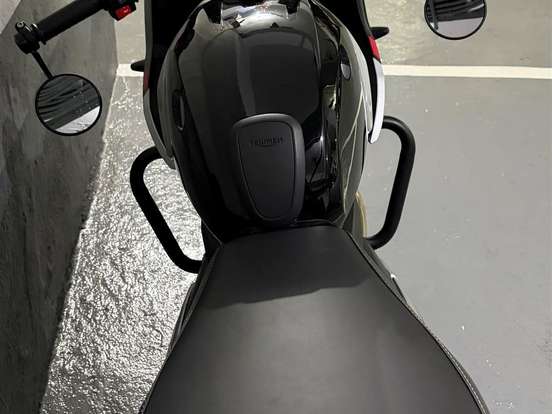 TRIUMPH-THRUXTON 400 TRIUMPH-THRUXTON 400-2026