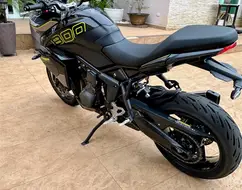 TRIUMPH TIGER 800 SPORT TRIUMPH TIGER 800 SPORT