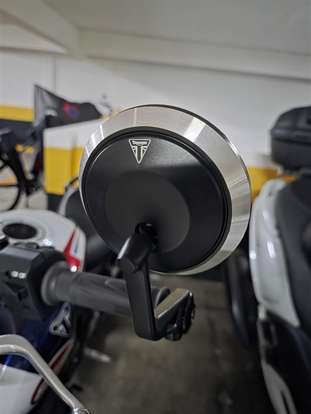 TRIUMPH-TRIDENT 660 TRIPLE TRIBUTE EDITION-2024