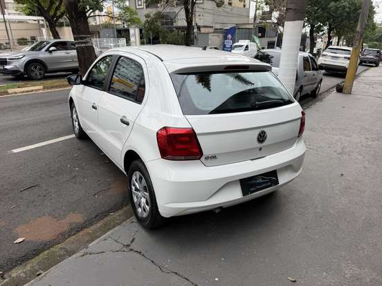 VOLKSWAGEN-GOL-2020
