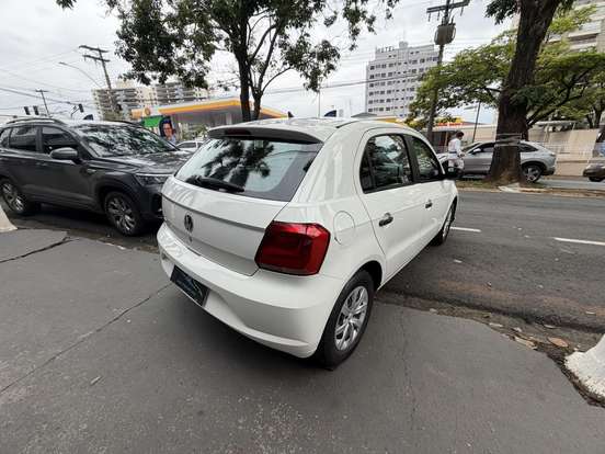 VOLKSWAGEN-GOL-2020