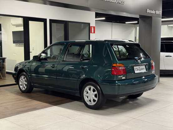 VOLKSWAGEN-GOLF-1996