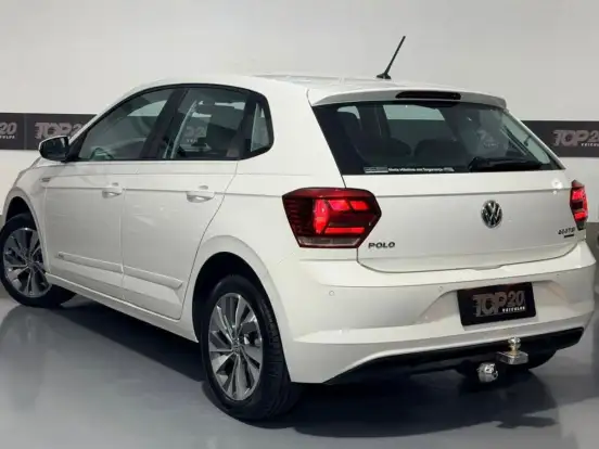 VOLKSWAGEN-POLO-1.0 200 TSI COMFORTLINE AUTOMÁTICO VOLKSWAGEN-POLO-2018