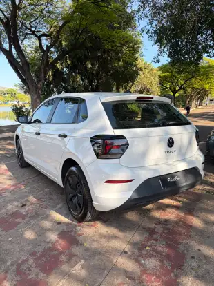 VOLKSWAGEN-POLO-2024