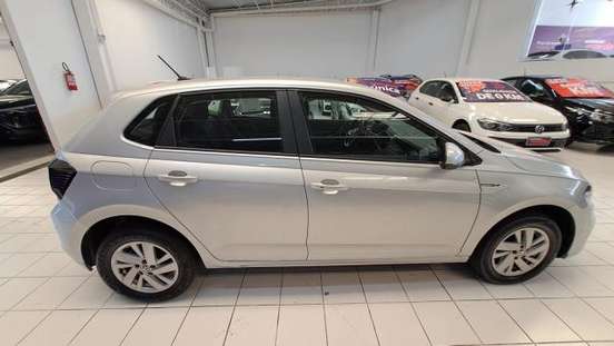 VOLKSWAGEN-POLO-2025