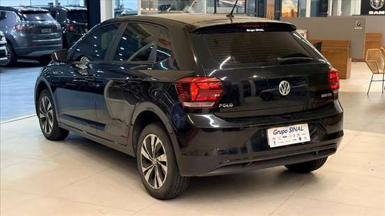 VOLKSWAGEN-POLO-2021