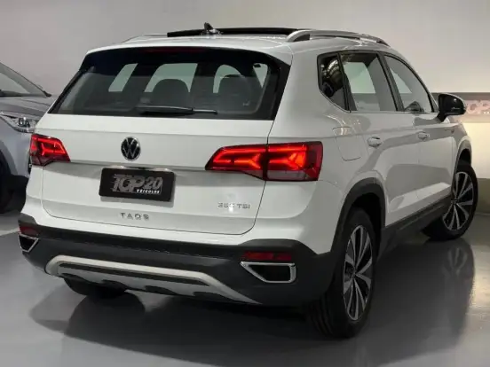 VOLKSWAGEN-TAOS-1.4 250 TSI TOTAL FLEX HIGHLINE AUTOMÁTICO VOLKSWAGEN-TAOS-2022