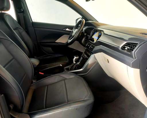VOLKSWAGEN-T-CROSS-1.4 250 TSI TOTAL FLEX HIGHLINE AUTOMÁTICO VOLKSWAGEN-T-CROSS-2023