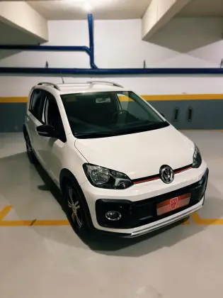 VOLKSWAGEN UP 1.0 170 TSI TOTAL FLEX XTREME 4P MANUAL