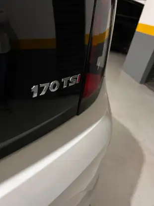 VOLKSWAGEN-UP-2021