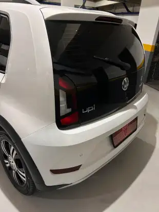 VOLKSWAGEN-UP-2021