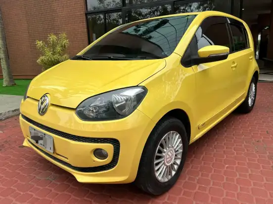 VOLKSWAGEN-UP-2014