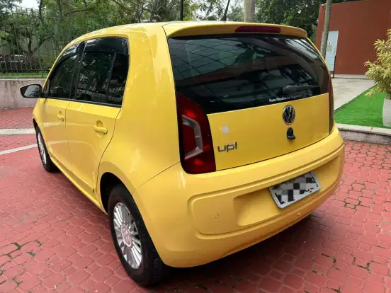 VOLKSWAGEN-UP-2014