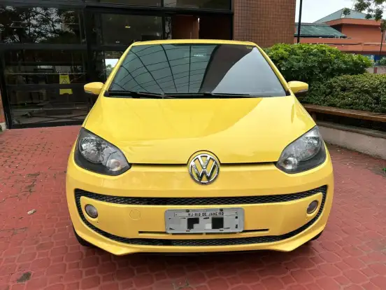 VOLKSWAGEN-UP-2014