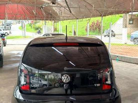 VOLKSWAGEN-UP-1.0 TSI MOVE UP 12V FLEX 4P MANUAL VOLKSWAGEN-UP-2017