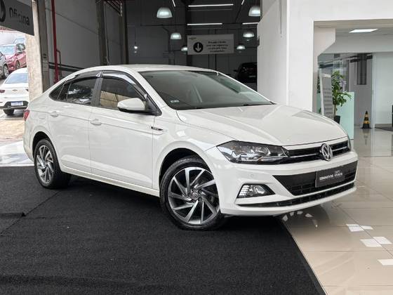 VOLKSWAGEN VIRTUS 1.0 200 TSI HIGHLINE AUTOMÁTICO