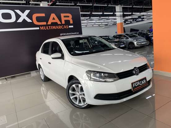 VOLKSWAGEN-VOYAGE-2014