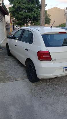 VOLKSWAGEN-GOL-2021